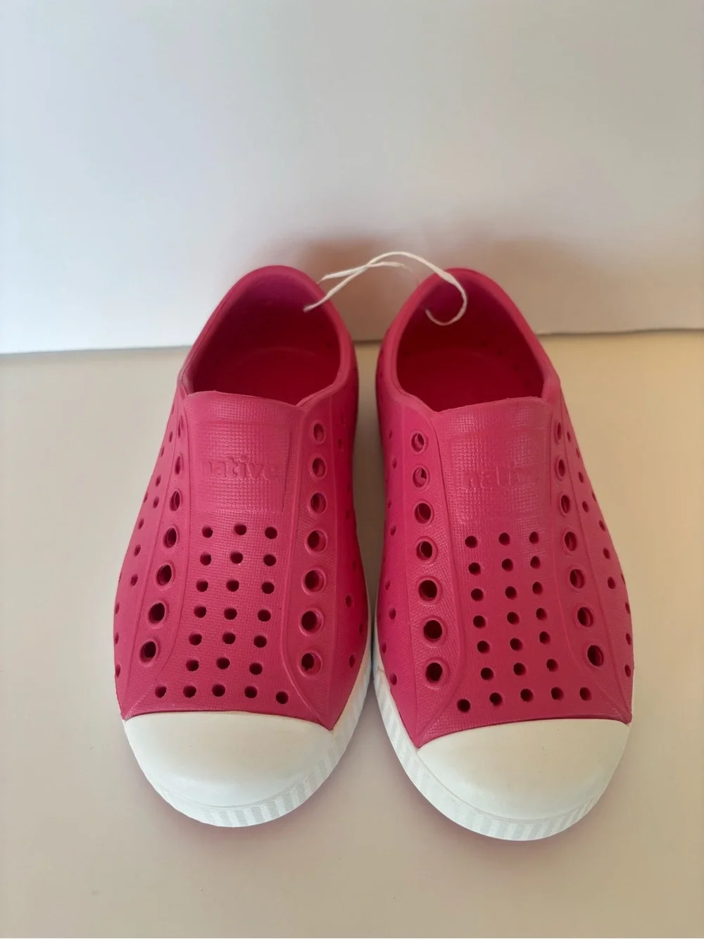Native Shoes Jefferson Size 8 Slip-On Water-Resistant Sneakers in Hollywood Pink